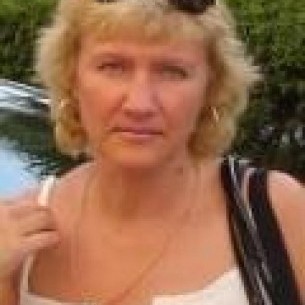                     tina                